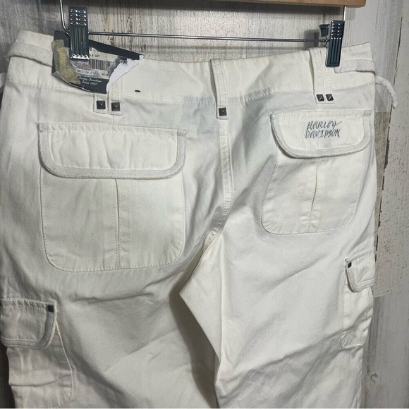 Harley Davidson Y2K Bermuda Shorts Capris Biker Studded  -White size 4 NWT - Picture 11 of 11
